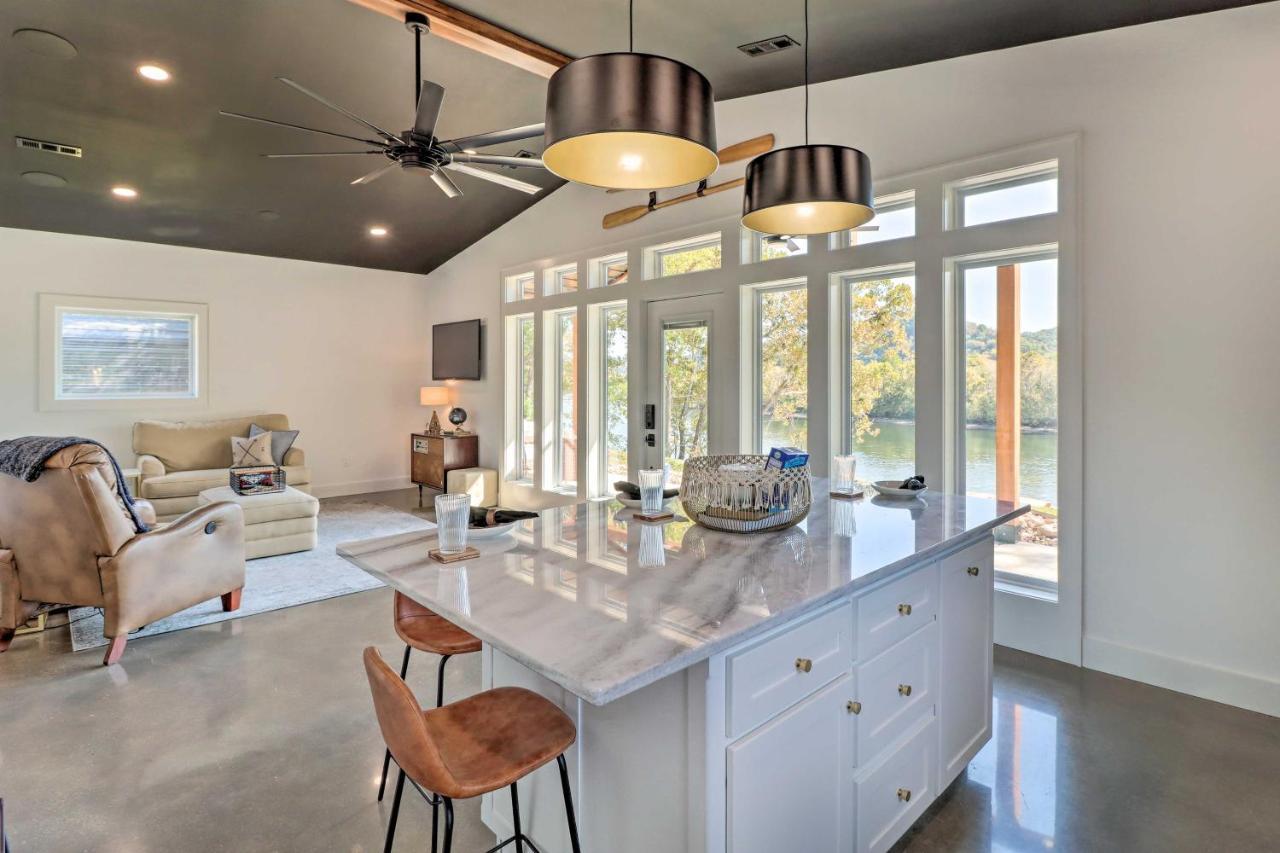 Modern Norfork House With Patio On White River! Exteriér fotografie